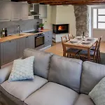 Holiday home 2 Bedroom Nice Home In Veprinac
